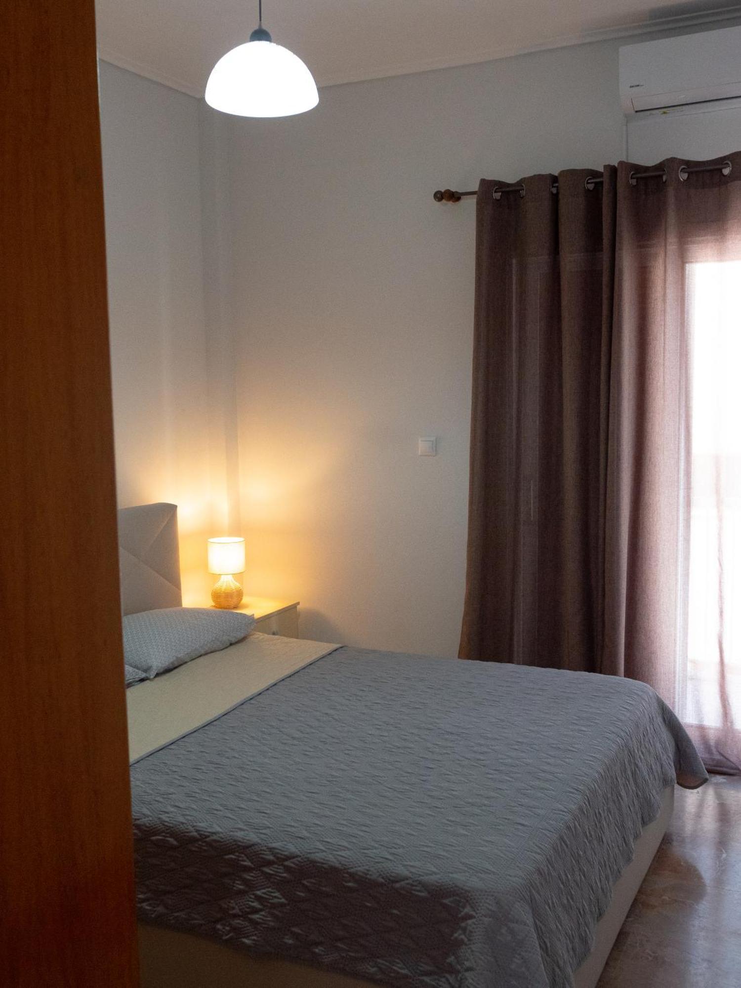 Whitehouse Loutraki Apartment Exterior photo